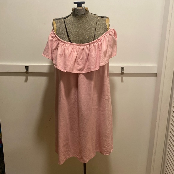 Cute pink linen off the shoulder mini dress - Picture 1 of 6